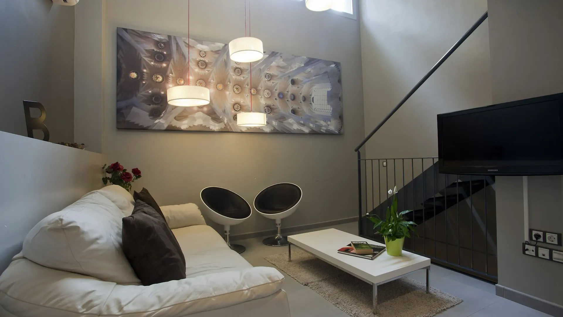 Apartamentos Plaza Espana 바르셀로나